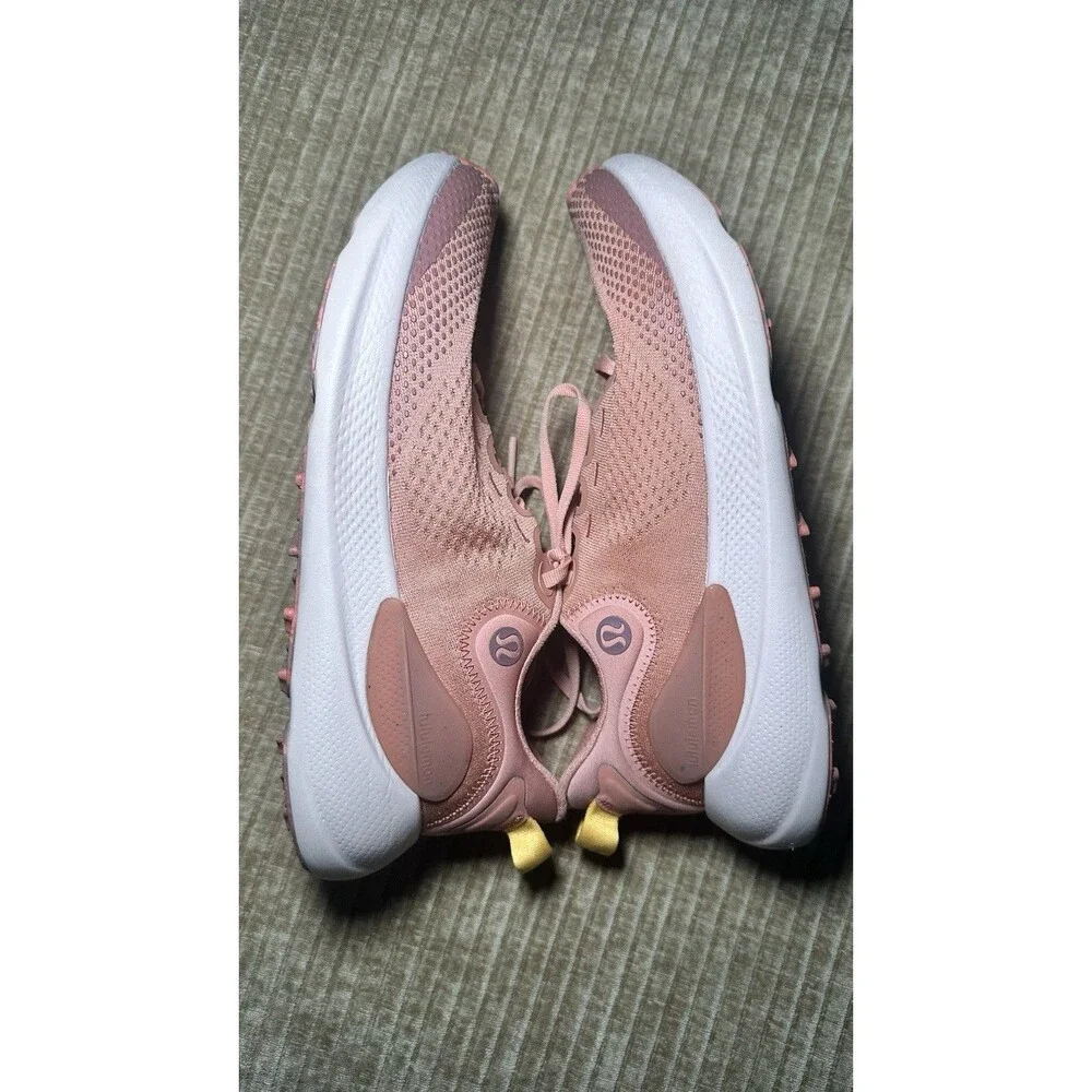 $168 Lululemon Womens Beyond Feel Trail Running Shoes Sedona Sunset Size 8